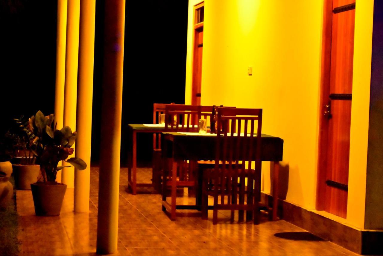Little Ele Safari Lodge Udawalawe Esterno foto