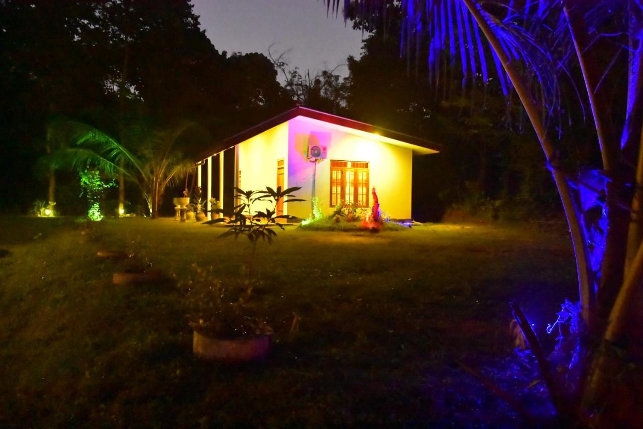 Little Ele Safari Lodge Udawalawe Esterno foto